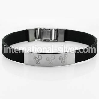 sbb42 rubber bracelet with three triskele on matte plate